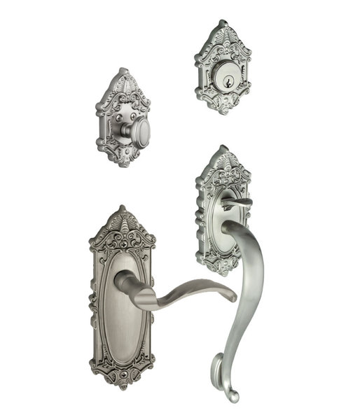 Grande Victorian S-Grip Right Hand Door Lever by Grandeur