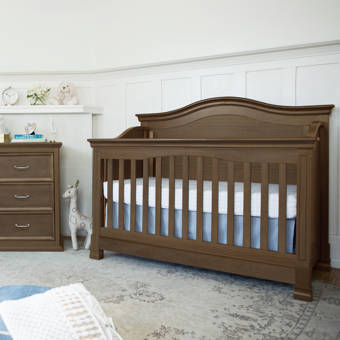 Million Dollar Baby Classic Ashbury 4 In 1 Convertible Crib