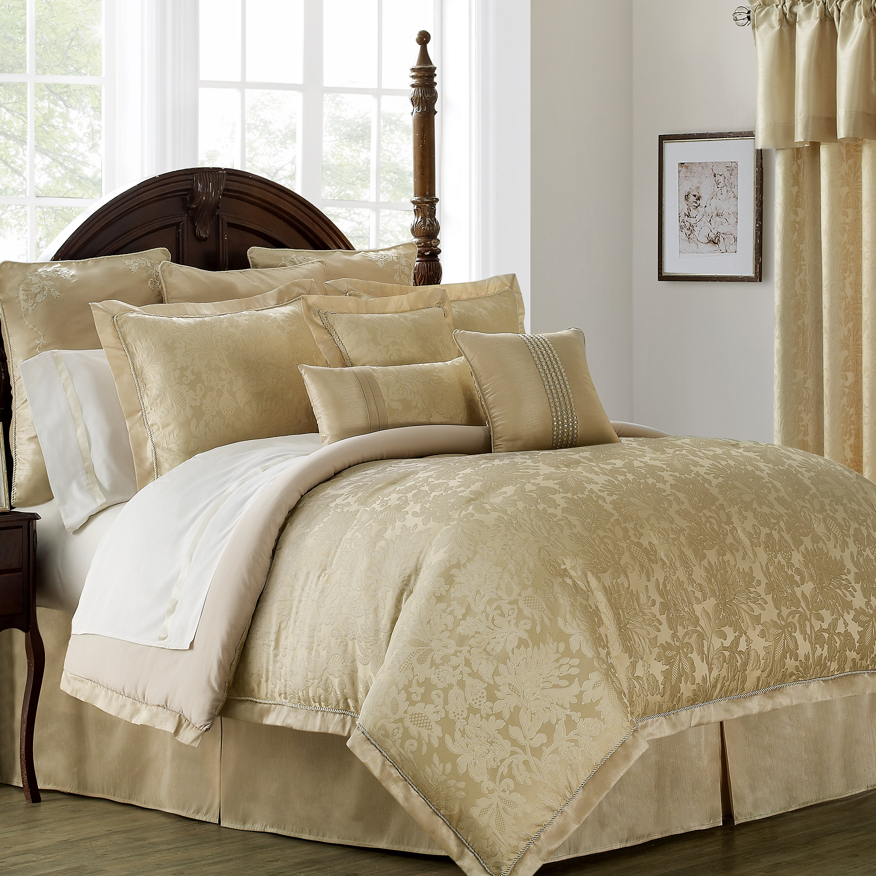 Marquis By Waterford Isabella Reversible Comforter Set Reviews