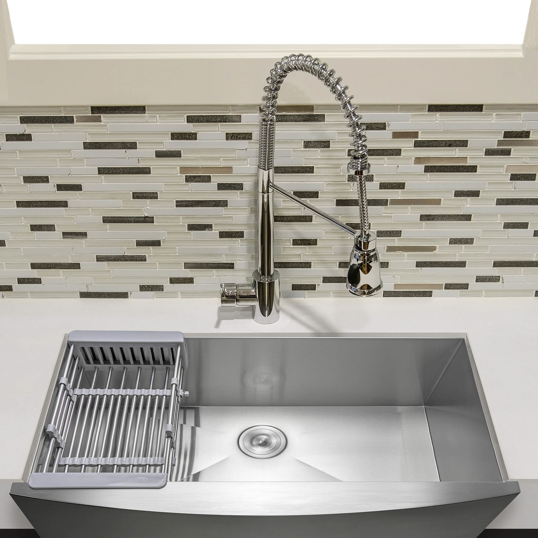 7" L x 7" W Apron Kitchen Sink