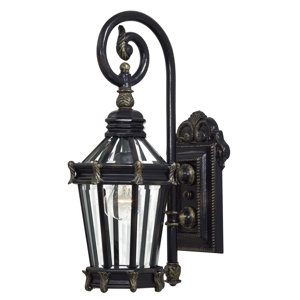 Stratford Hall 1-Light Outdoor Wall Lantern
