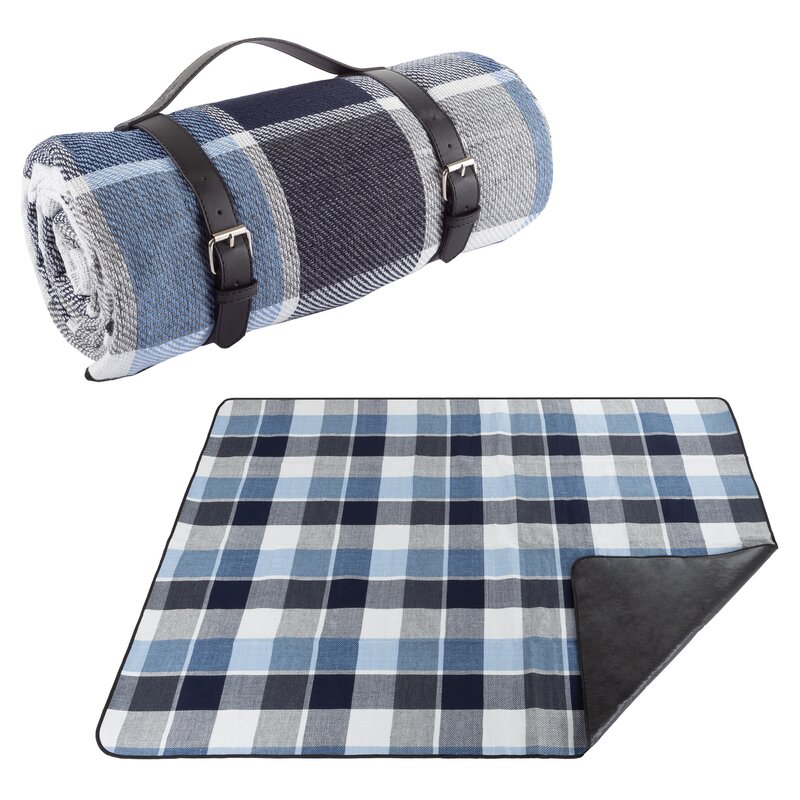traditional picnic blanket