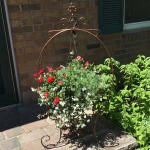 Oval Plant Stand