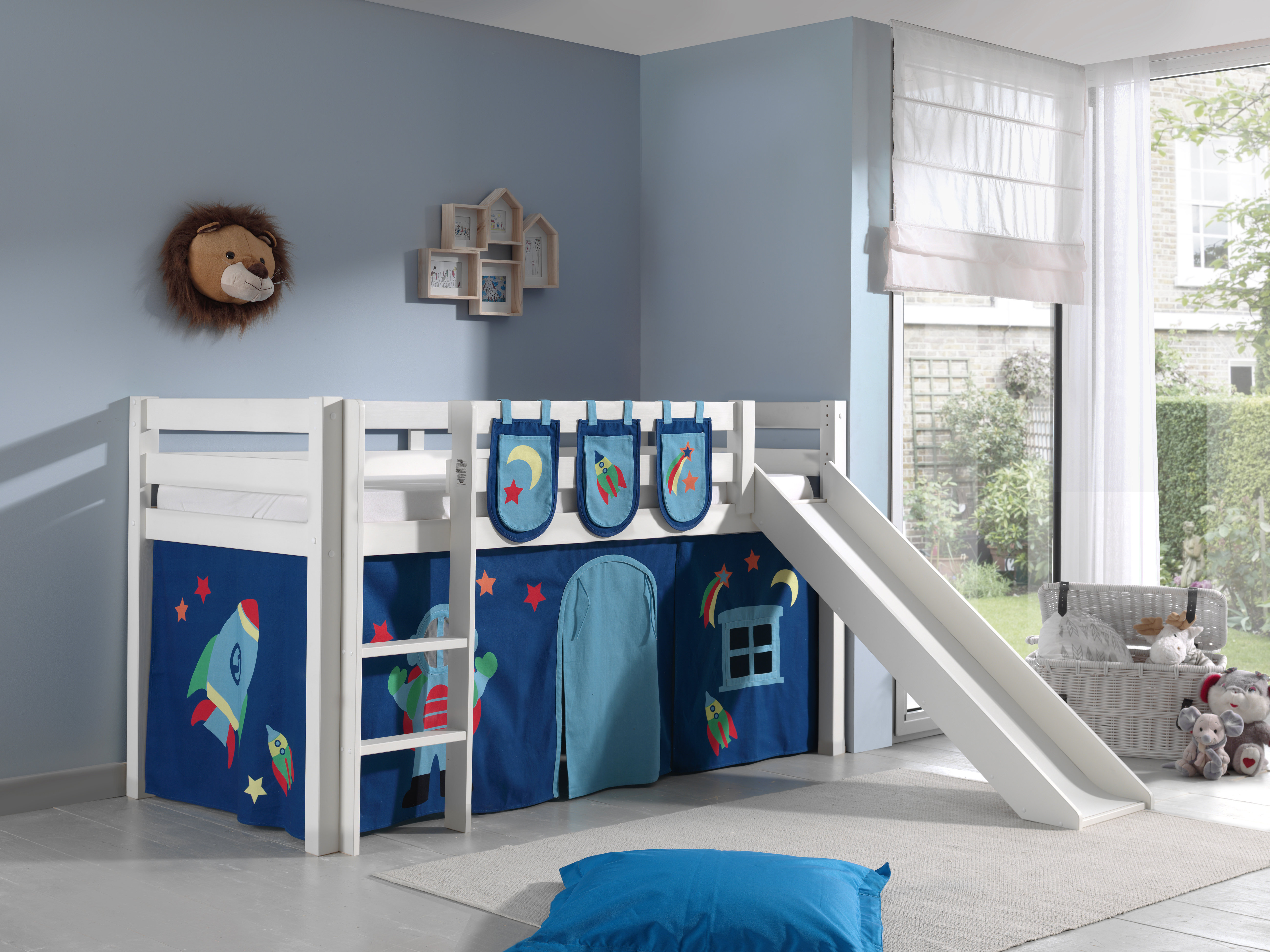 Roomie Kidz Halbhochbett Escalera Astro Mit Rutsche Vorhang Und