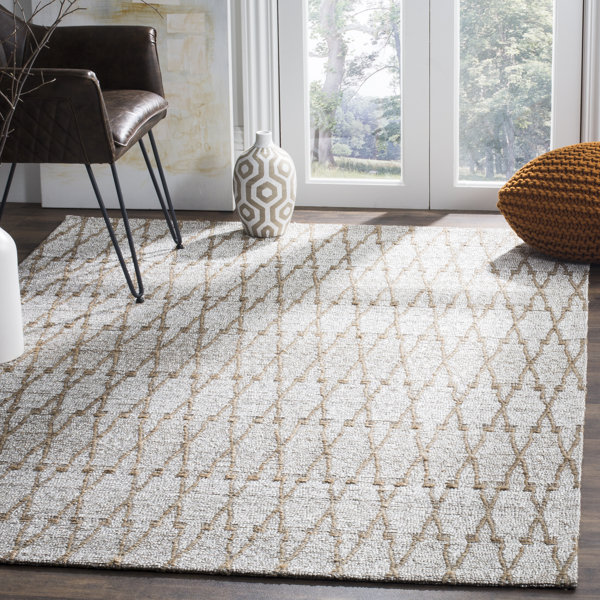 Min Hand Woven Gray Area Rug by Gracie Oaks