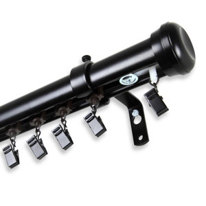 Rosen Traverse Single Curtain Rod and Hardware Set