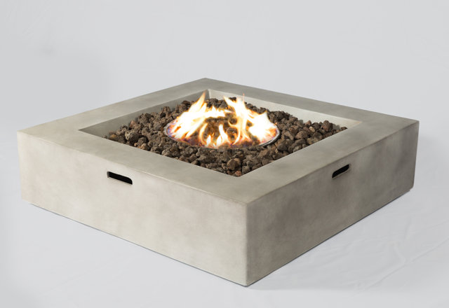 Buyer's Picks: Outdoor Fireplaces