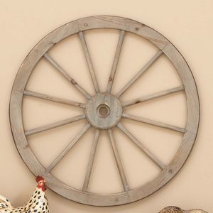 Metal Wagon Wheel Wall Decor