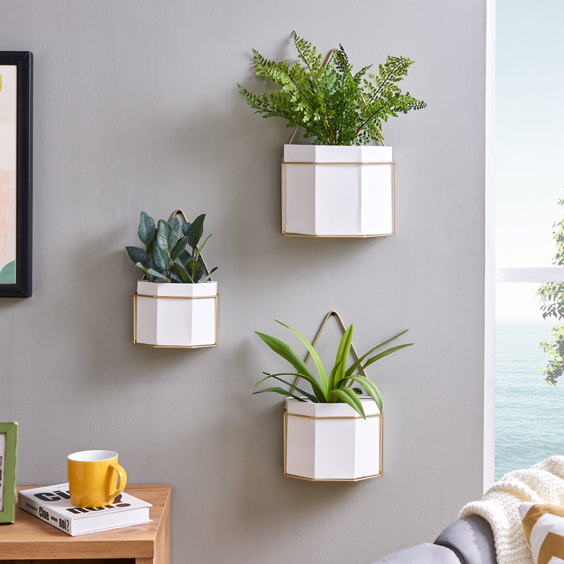 Everly Quinn Ramsell 3Piece Metal Wall Planter Set