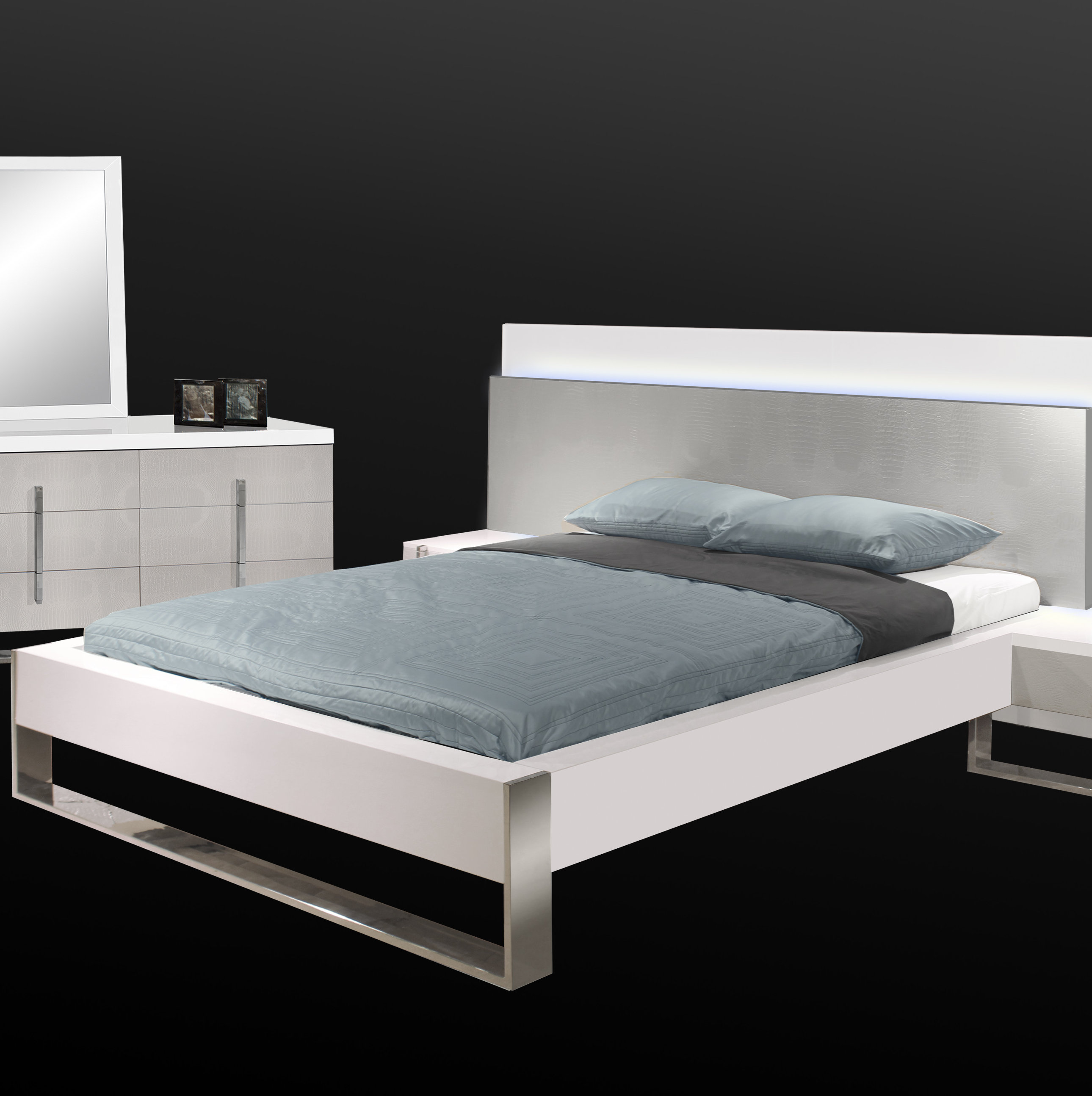 Ashmore Platform Bed Ashmore Platform Bed