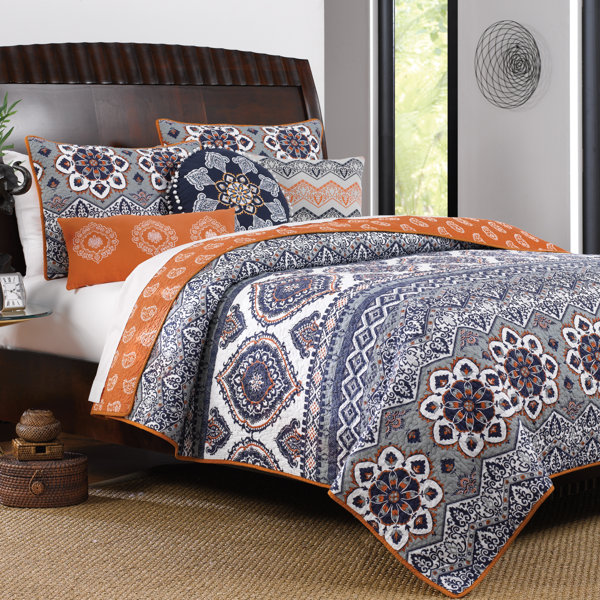 Bovina Reversible Quilt Set by Bungalow Rose