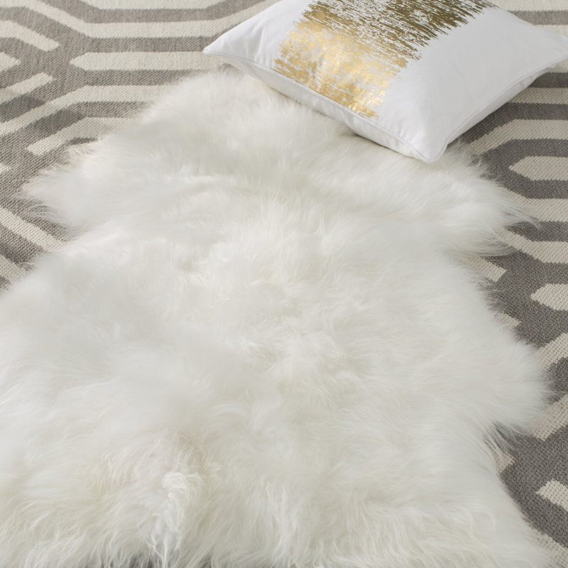 Augustin Sheepskin White/Ivory Area Rug