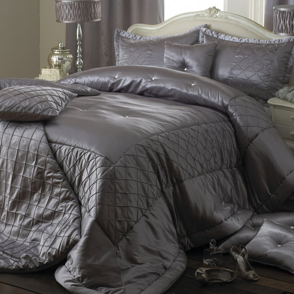 Elegance Cristal Bed Runner & Reviews Wayfair.co.uk