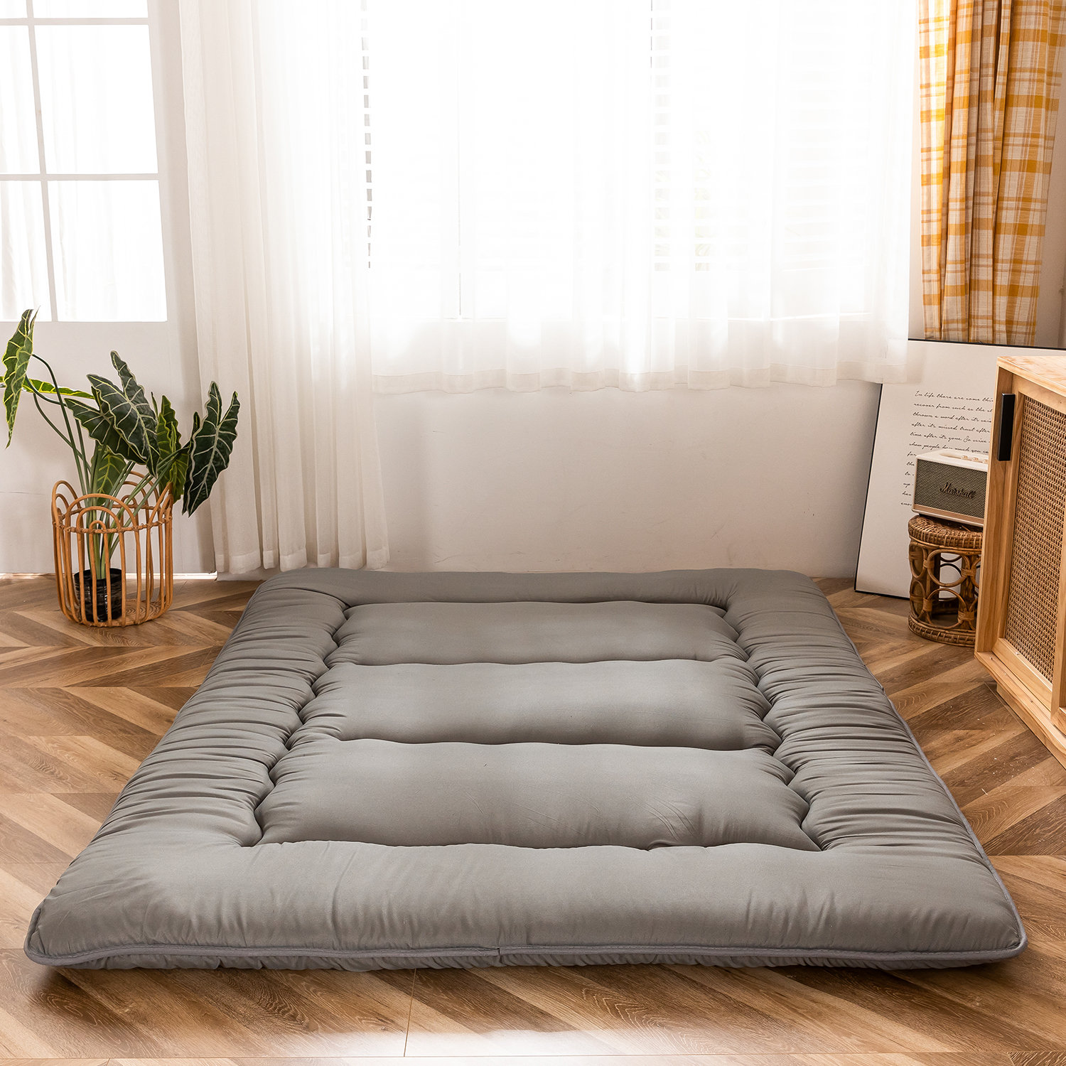 Folding Futon Floor Mattress Floor Mattress Japanese Futon Mattress Thicken Tatami Mat Sleeping Pad Foldable Roll Up Lounger Bed Couches and Sofas Color : Beige, Size : Twin